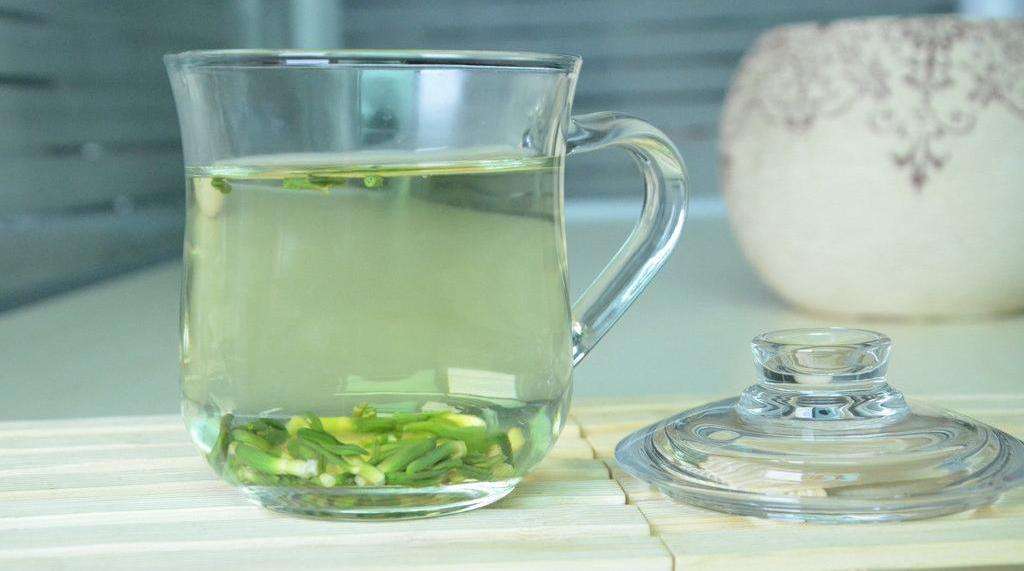 莲心茶可以长期喝吗(莲心茶可以长期喝吗？) 第1张