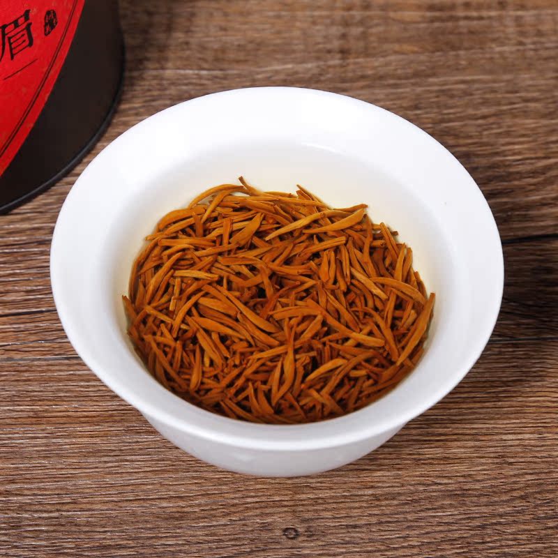 茶叶金骏眉制作视频(手工金骏眉茶叶1500元) 第1张