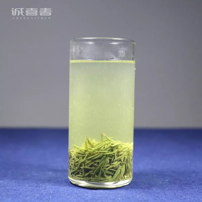 金骏眉有茶叶毛毛(金骏眉茶里面的小毛毛是什么) 第2张