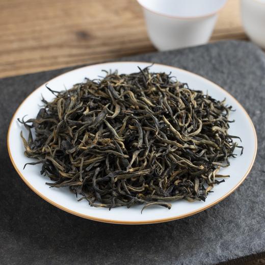 金骏眉茶叶白毛(金骏眉发白还可以喝吗) 第1张