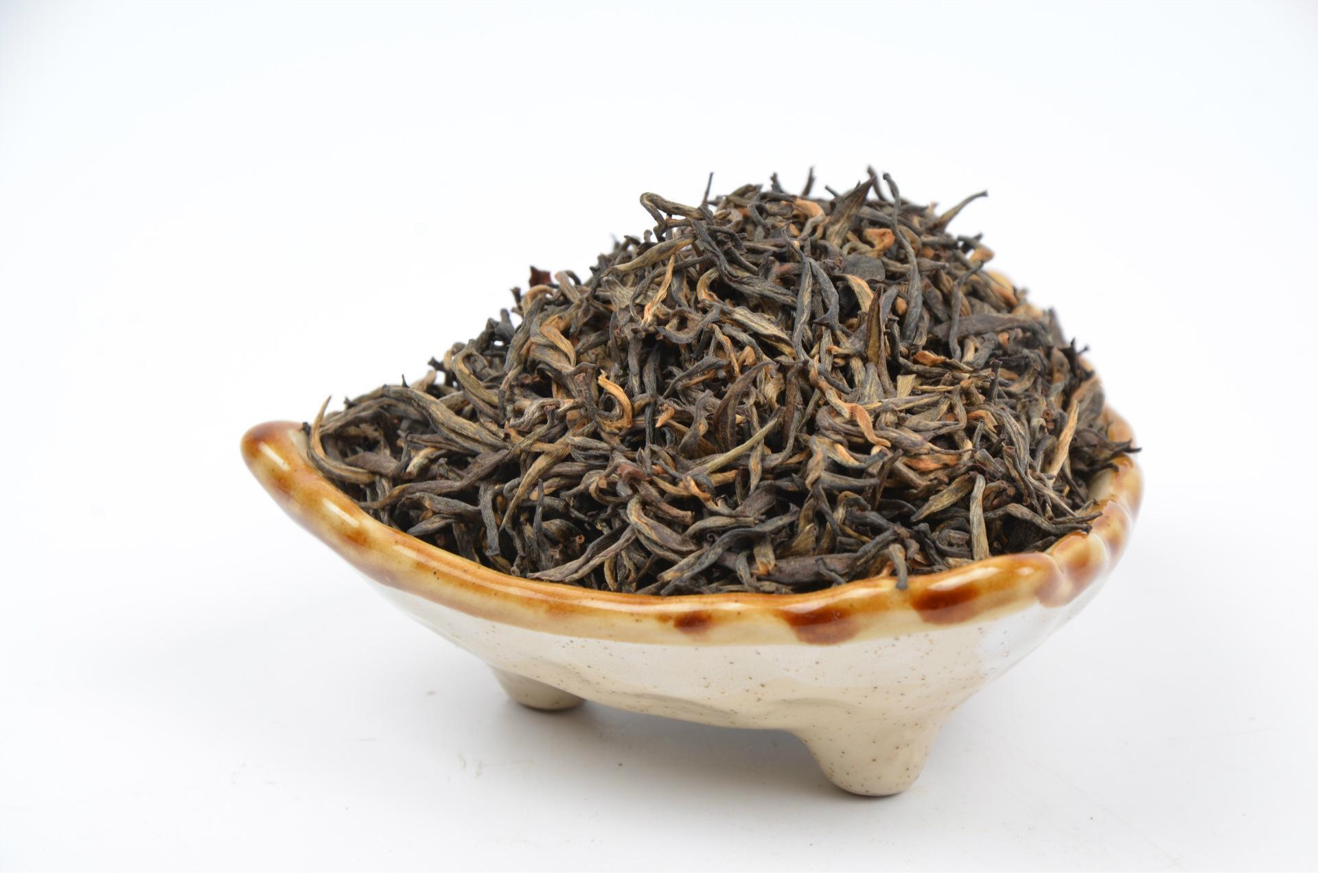 茶叶金骏眉和绿茶的区别(金骏眉和绿茶一起泡会有什么功效) 第2张